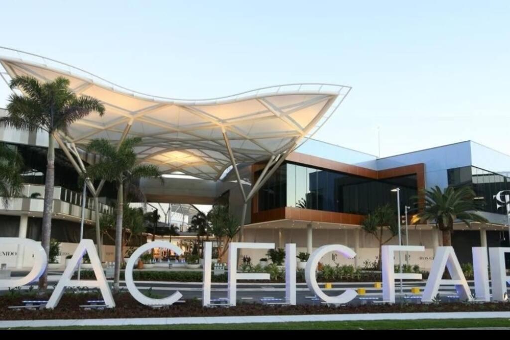 Broadbeach Victoria Square Guldkusten Exteriör bild